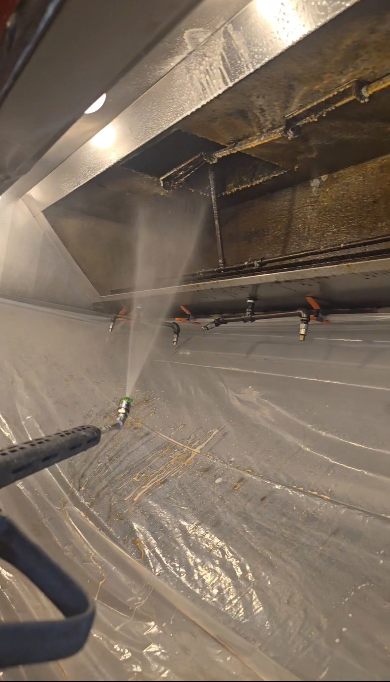 kitchen exhaust hood cleaning sprayer