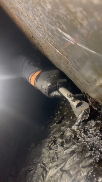 Scraper for kitchen exhaust hood cleaning 