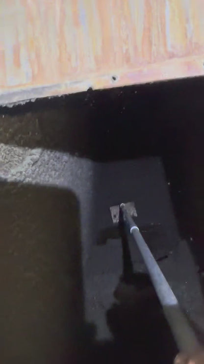 Tool for cleaning grease from a kitchen exhaust